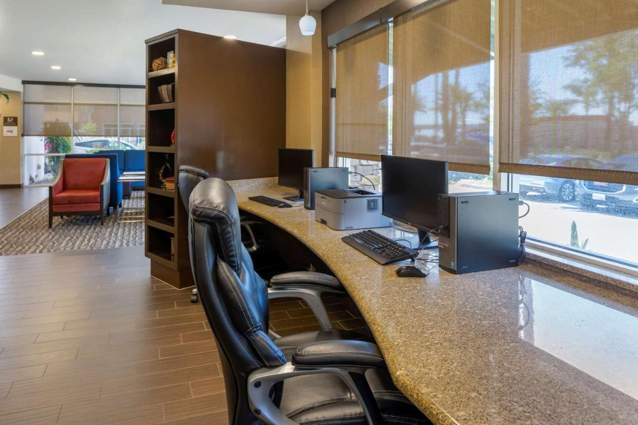 Comfort Suites Ontario Airport Convention Center Ngoại thất bức ảnh
