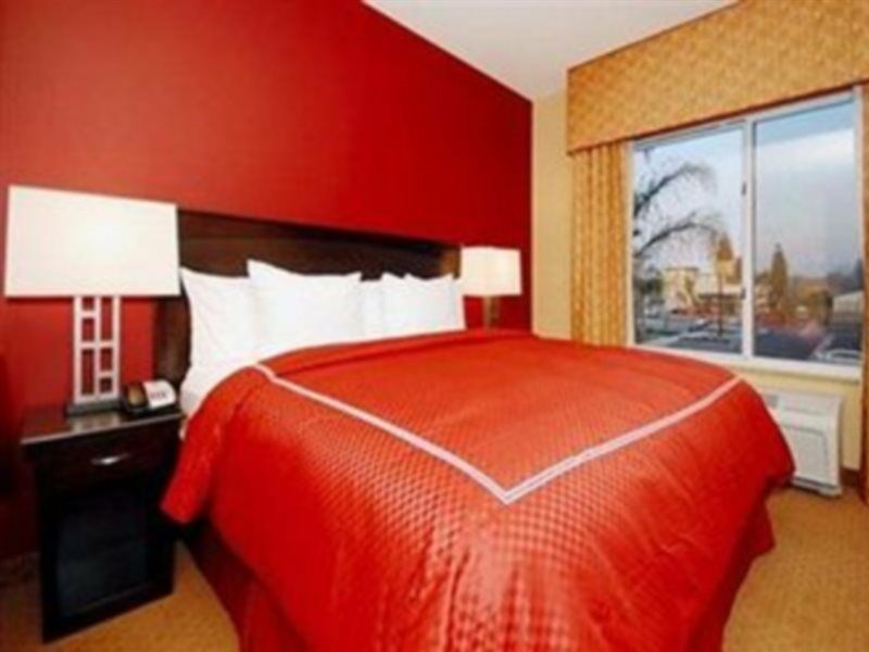 Comfort Suites Ontario Airport Convention Center Ngoại thất bức ảnh